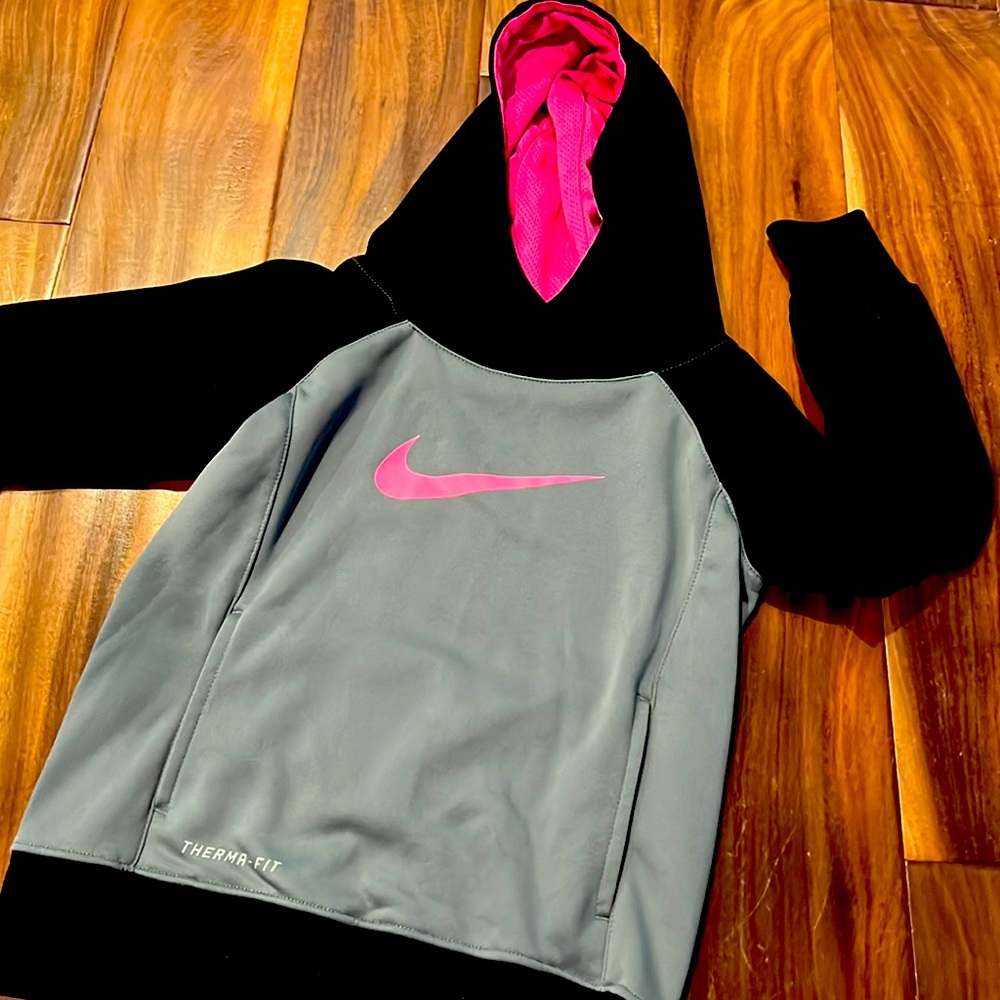 Nike Thermafit Hoodie Size 6